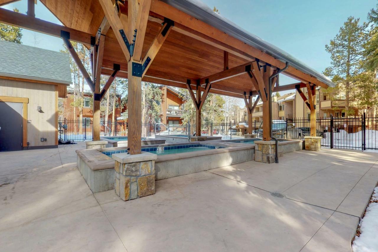 Mountainwood 303 *